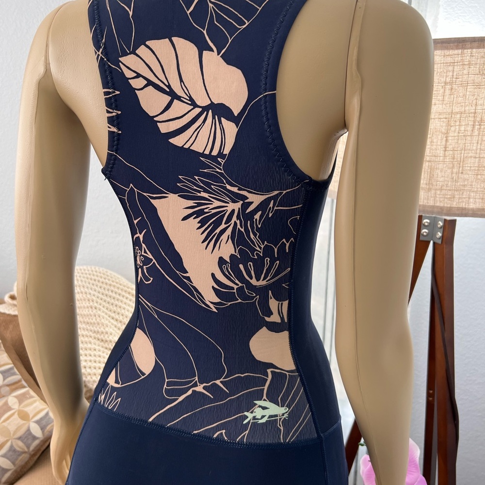 Patagonia R1 Yulex Blue Juanita Spring Suit Women’s Size 2 Surf Swim MSRP $149 - Picture 8 of 11